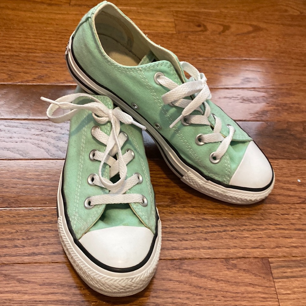 Converse (green)